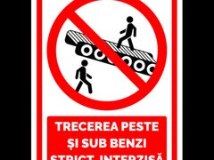 Semn pentru trecerea peste benzi strict interzisa